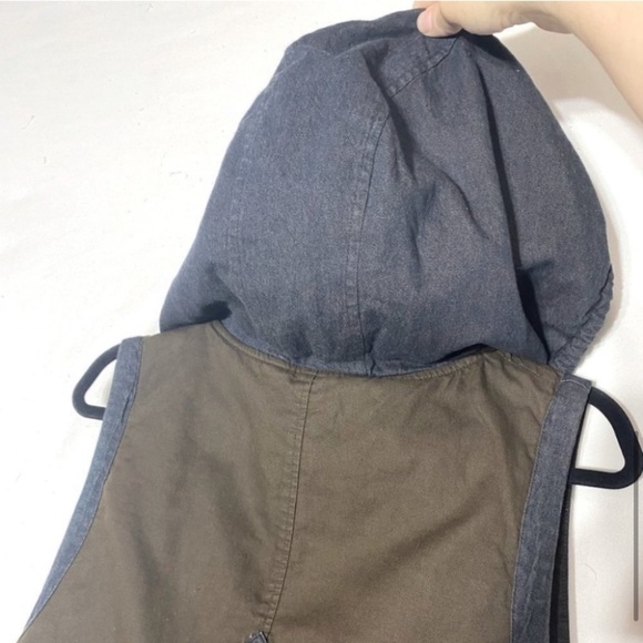 Artisanal Unique Embroidered Vest XXL - Picture 9 of 15